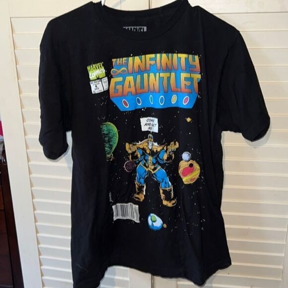 Marvel The Infinity Gauntlet  T-Shirt Large Thanos Endgame - Picture 1 of 4
